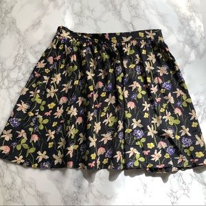🌷FLORAL MINI SKIRT🌷